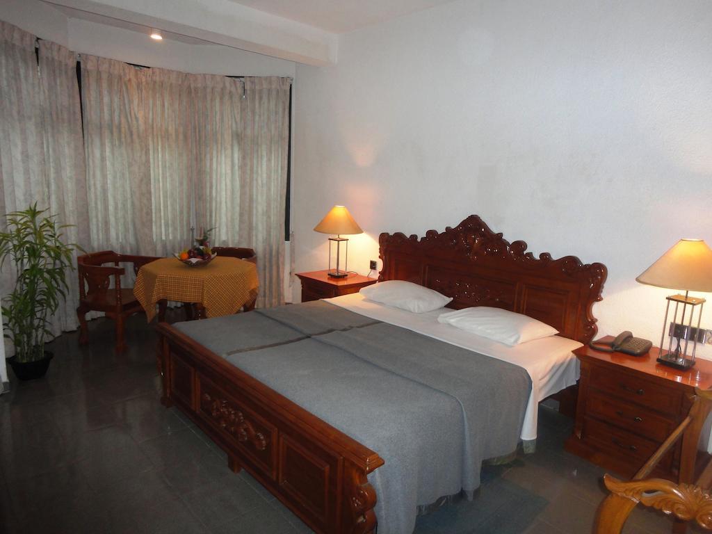 Hotel Country Comfort Ella Habitación foto